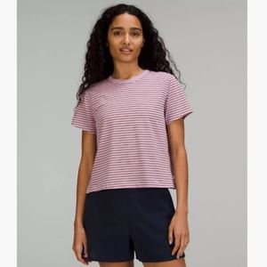 Lululemon classic fit cotton t shirt size 6